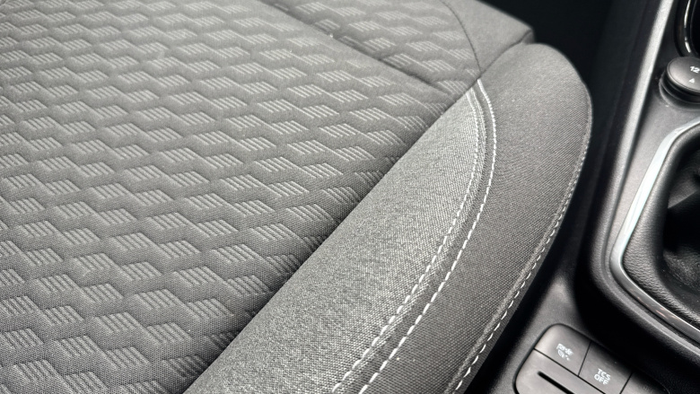 Ford Puma 1.0 EcoBoost Hybrid mHEV Titanium 5dr Petrol Hatchback